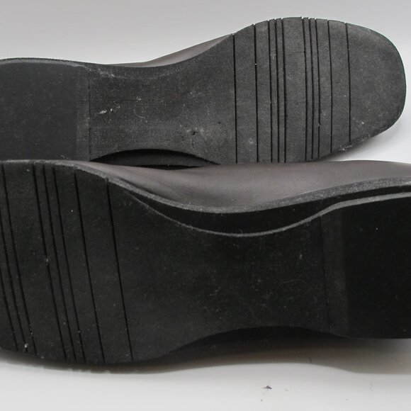 Salvatore Ferragamo dark brown leather flat in 8.5AA - Picture 7 of 7